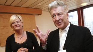 David Lynch møtte kunnskapsminister Kristin Halvorsen. (Foto: Erik Johansen / Scanpix)