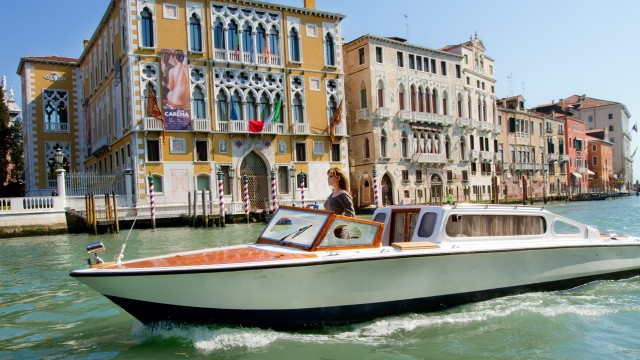 Venezia er vakkert bakteppe i The Tourist. (Foto: Walt Disney Studios Motion Pictures Norway)