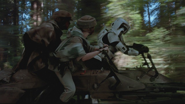 I vill fart gjennom skogen i Star Wars episode VI: Jediridderen vender tilbake (Foto: Lucasfilm).