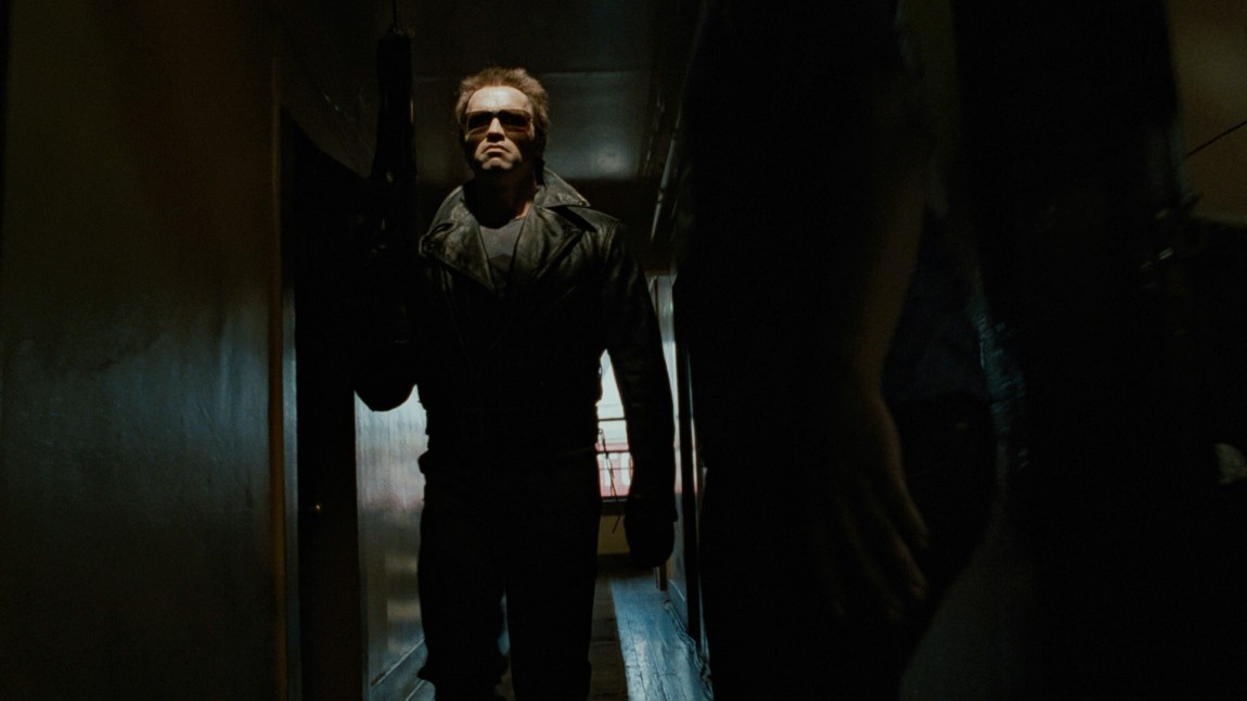 Arnold Schwarzenegger på dødelig oppdrag i The Terminator (Foto: SF Norge AS).