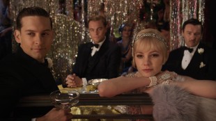Tobey Maguire, Leonardo DiCaprio, Carey Mulligan og Joel Edgerton i Tobey Maguire og Leonardo DiCaprio i Carey Mulligan og Leonardo DiCaprio i Den store Gatsby (Foto: SF Norge AS).