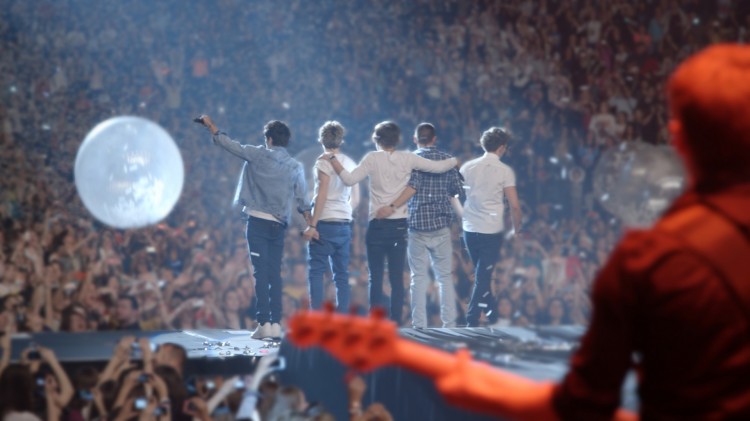 One Direction henvender seg først og fremst til fansen i This Is Us (Foto: United International Pictures).