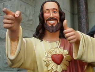 Ikkje alle representasjonar av Jesus på film har fulgt kjeldematerialet like nøye. Her, Buddy Christ frå «Dogma».