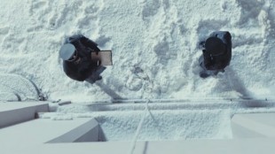 Snøen i denne «Max Manus»-scenen er cellulosemateriale. (Foto: Nordisk Film Distribusjon)