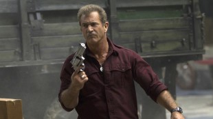 Mel Gibson får utløp for galskapen som skurken Stonebanks i The Expendables 3 (Foto: SF Norge AS).