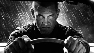 Dwight (Josh Brolin) har dameproblem i Sin City: A Dame to Kill For (Foto: SF Norge AS).