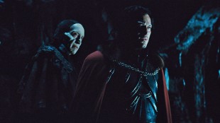 Charles Dance og Luke Evans i Dracula Untold (Foto: United International Pictures).