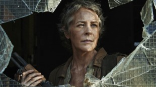Carol, spilt av Melissa McBride, har en viktig rolle i den først episoden av sesong fem. (Foto: Fox Norge).