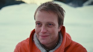August Diehl spiller hovedrollen i Dirk Ohm - Illusjonisten som forsvant (Foto: SF Norge AS).