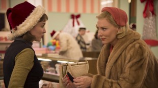 Rooney Mara og Cate Blanchett i filmen Carol (Foto: Festival de Cannes).