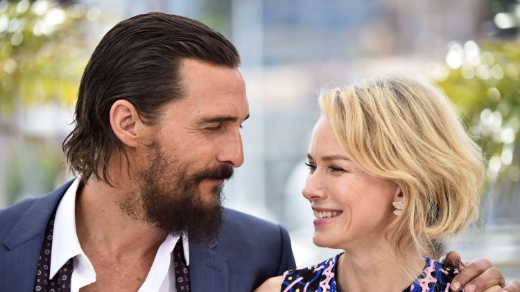 Matthew McConaughey og Naomi Watts på pressekonferansen for filmen "The Sea of Trees" i Cannes (Foto: NTBScanpix,  AFP PHOTO / Bertrand Langlois)