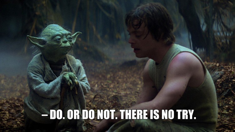 Yoda deler livsvisdom med en ung Luke Skywalker. (Foto: Lucasfilm / Disney)