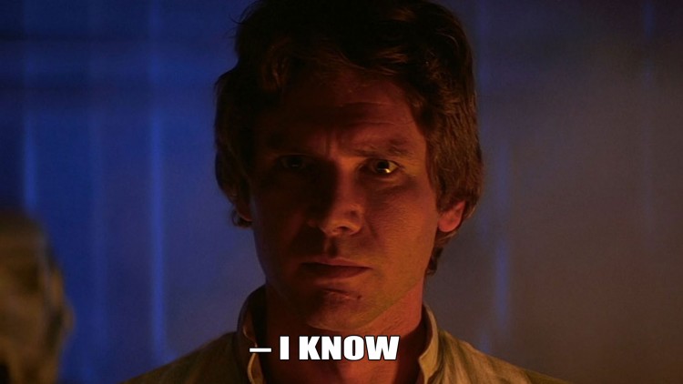 Han Solo er stram i maska like før han blir frosset ned i karbonitt. (Foto: Lucasfilm / Disney).