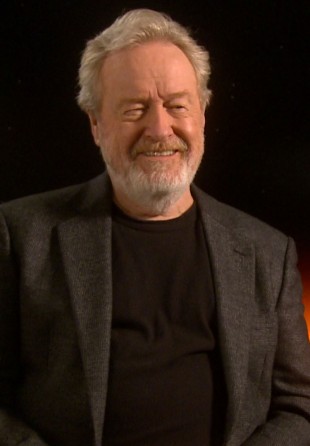 Regissør Ridley Scott synes det er lettere å lage hard sci-ci, enn den «myke» varianten. (Foto: NRK).
