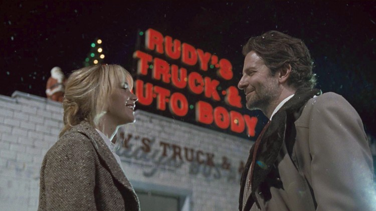 Jennifer Lawrence og Bradley Cooper gjenforenes i filmen Joy (Foto: 20th Century Fox).