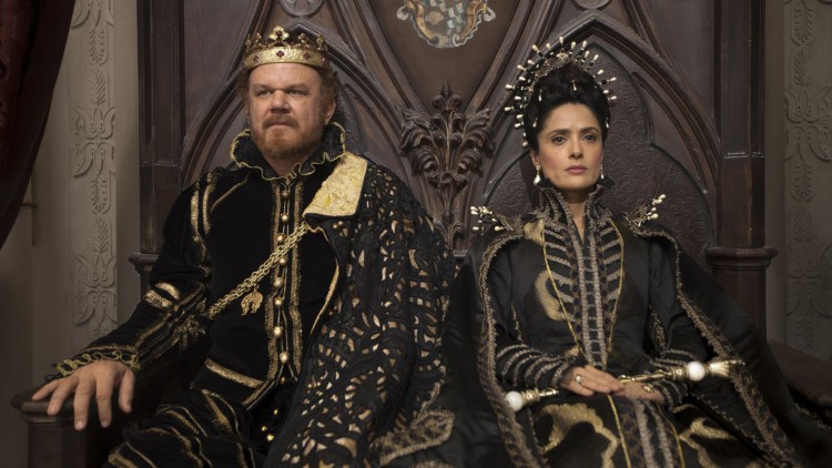 John C. Reilly og Salma Hayek spiller Kongen og Dronningen av Longtrellis i Tale of Tales (Foto: Tour de Force).