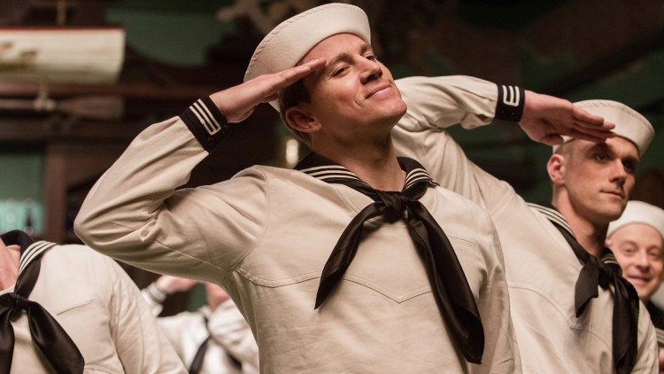 Channing Tatum er med i en feiende dansesekvens i Hail, Caesar! (Foto: United International Pictures).