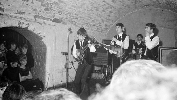The Beatles: Eight Days a Week - The Touring Years viser levende bilder fra legendariske The Cavern Club i Liverpool. (Foto: Apple Corps Ltd.)