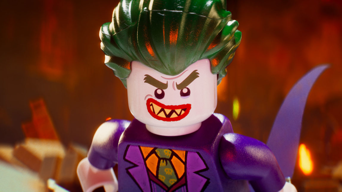 Joker forsøker å overbevise Batman om at de trenger hevrandre i Lego-Batman-filmen. (Foto: SF Studios).