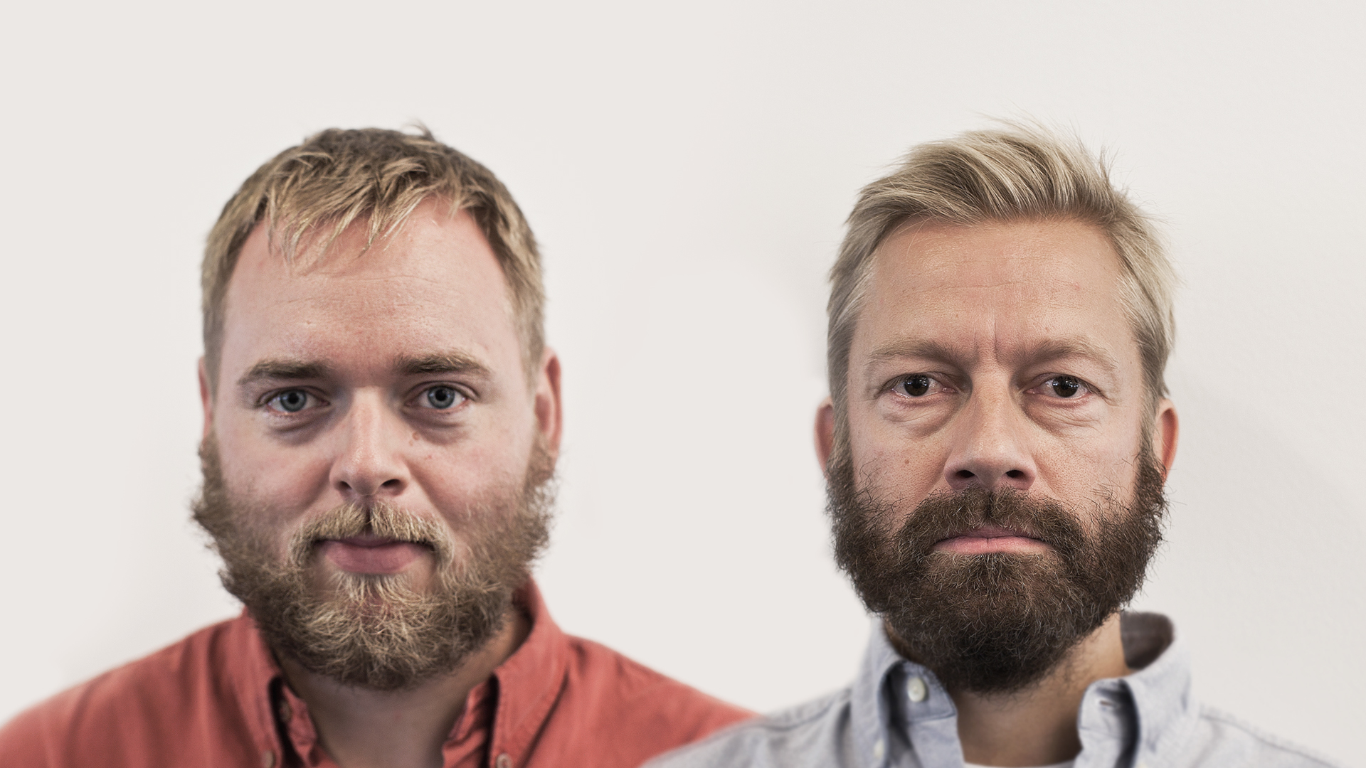 Tore og Bjarte med utbrettet skjegg (Foto: Jonas Bødtker, NRK P3).