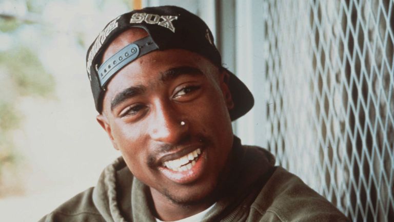 Tupac-musikal tas av Broadway