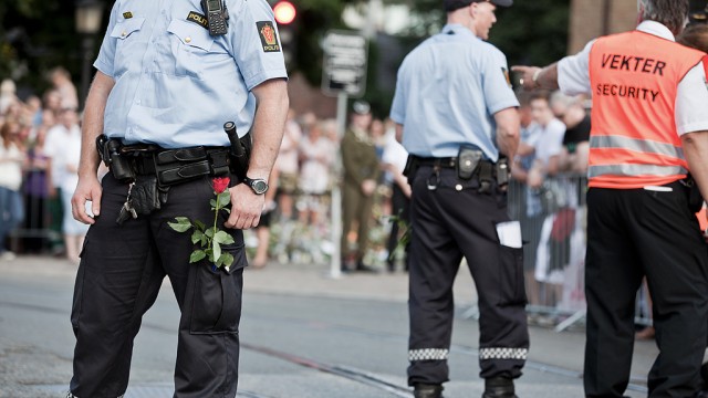 Konserten ble vist på storskjerm på Youngstorget i Oslo. (Foto: Rashid Akrim, NRK P3)