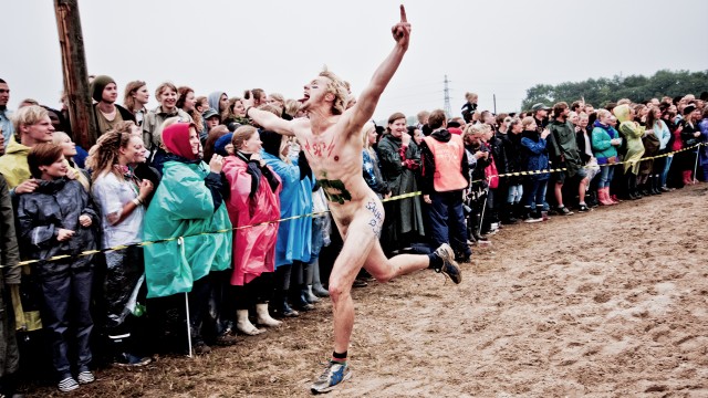 Festivaljomfruer. (Foto: Hans Petter Skolsegg)