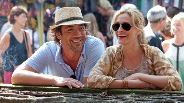 Javier Bardem og Julia Roberts i Spis elsk lev. (Foto: Walt Disney Studios Motion Pictures Norway)