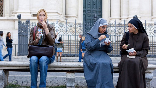 Julia Roberts i Roma i Spis elsk lev. (Foto: Walt Disney Studios Motion Pictures Norway)