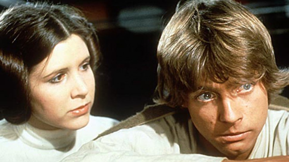 Carrie Fisher som Leia og Mark Hamill som Luke i Star Wars. (Foto: Lucasfilm Ltd)