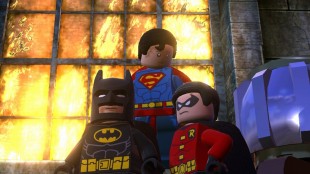 Batman, Supermann og Robin poserer i Lego Batman 2: DC Super Heroes (Foto: Warner Bros. Entertainment).