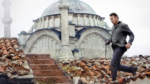 Liam Neeson på sighseeing i Istanbul i Taken 2 (Foto: Scanbox).