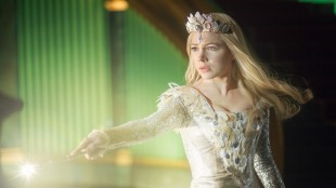 Michelle Williams som Glinda i Oz: The Great and Powerful (Foto: The Walt Disney Company Nordic).