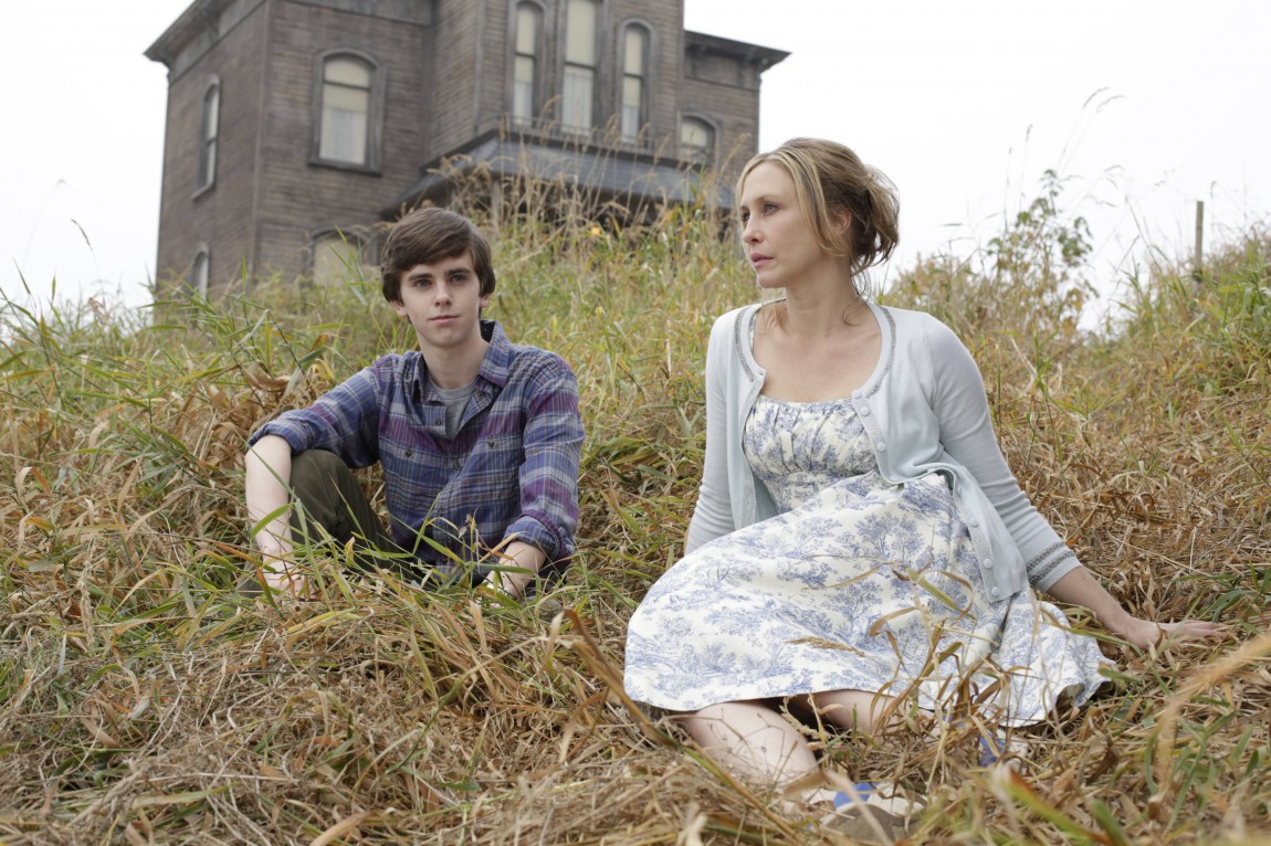 Norma og Norman Bates – mor og son. (Foto: NBC Universal)