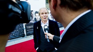 Harald Zwart på den røde løperen i Fredrikstad (Foto: Vegard Grøtt / NTB Scanpix).