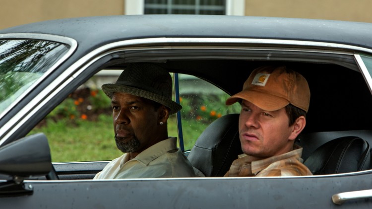 Denzel Washington og Mark Wahlberg på spaning i 2 Guns (Foto: United International Pictures).