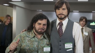 Josh Gad som Steve "Woz" Wozniak og Ashton Kutcher som Steve Jobs. (Foto: SF Norge).