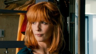 Kelly Reilly spiller prestens depresjonsplagede datter Fiona i Calvary - Golgata (Foto: Tour de Force).