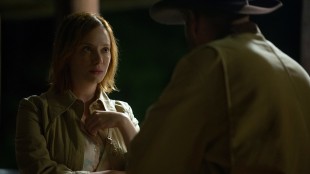 Christina Hendricks (Mad Men) spiller Libbys mor i Dark Places (Foto: SF Norge AS).