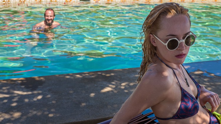 Dakota Johnsons rollefigur i A Bigger Splash minner mye om Lolita. (Foto: SF Norge AS).