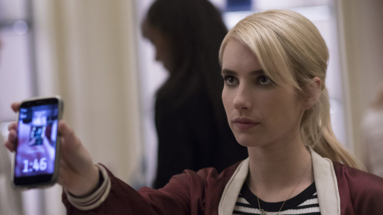 Nerve med Emma Roberts tar delekulturen på kornet. (Foto: Nordisk Film Distribusjon AS)