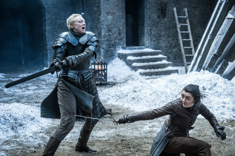 Møtet mellom Brienne og Arya var et av de aller beste øyeblikkene i sesong 7 av Game of Thrones. (Foto: HBO Nordic).