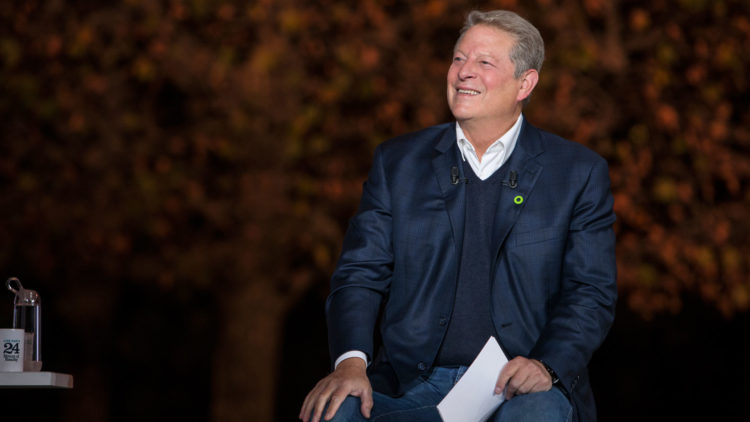 Al Gore blir dessverre fokuset i en film som smaker mer av skamløs reklame og selvpromotering enn en kritisk og opplysende klimadokumentar.(Foto: United International Pictures)