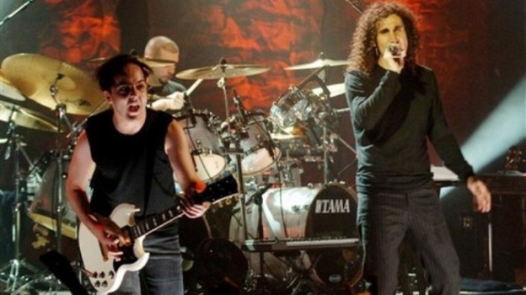 Spill support for Scars On Broadway