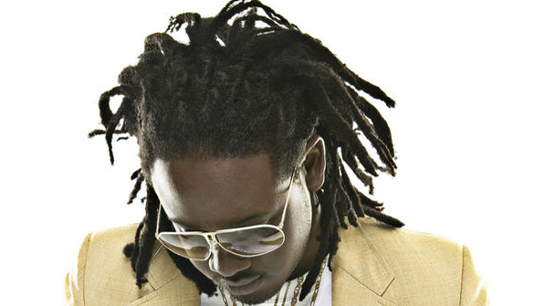 T-Pain: Thr33 Ringz (2)