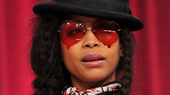 Erykah Badu blotta ræv