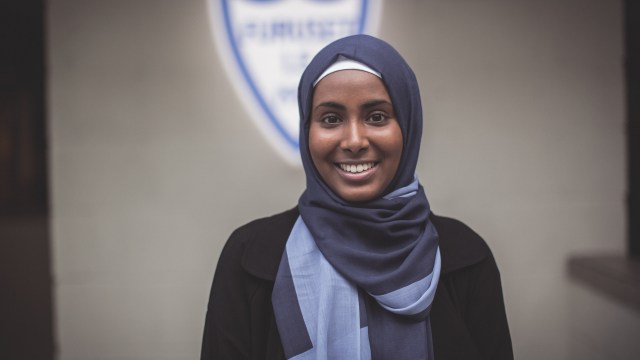 Yusra Hasan (18). (Foto: Rashid Akrim, NRK)