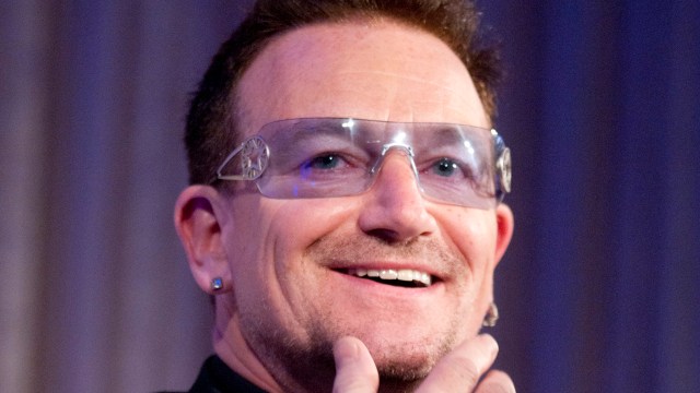 Litt sjalu på Bono kanskje? (Foto:Kris Connor/AFP)