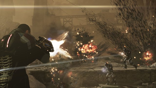 Commander Shepard  er tilbake i Mass Effect 3. (Foto: EA).