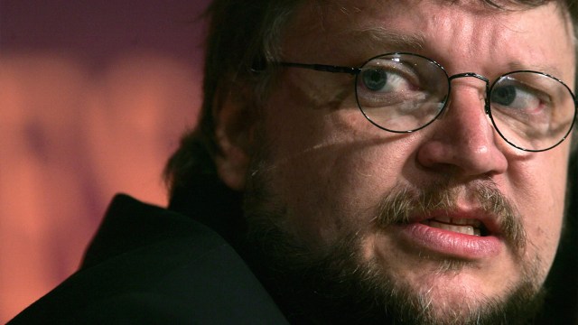 Den meksikanske regissøren Guillermo Del Toro, her på pressekonferansen etter visningen av «Pans Labyrint» under filmfestivalen i Venezia i 2006. (Foto: REUTERS/Vincent Kessler)